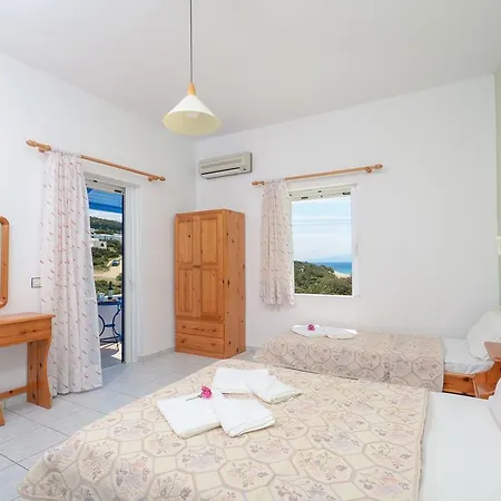 Psili Ammos Hotel