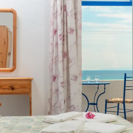 Psili Ammos Hotel